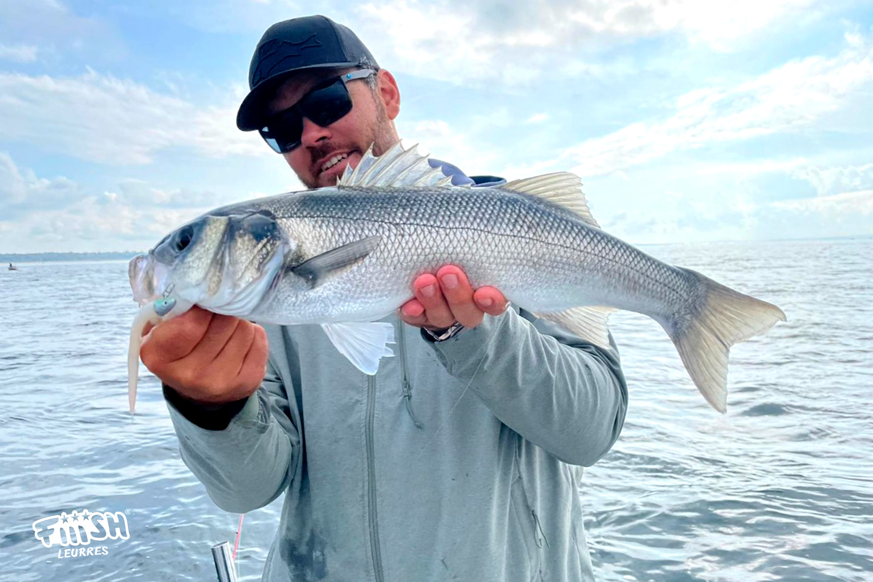 PETE RICKARDS NEW SUPER SQUID SALTWATER FISHING SCENT SEA BASS