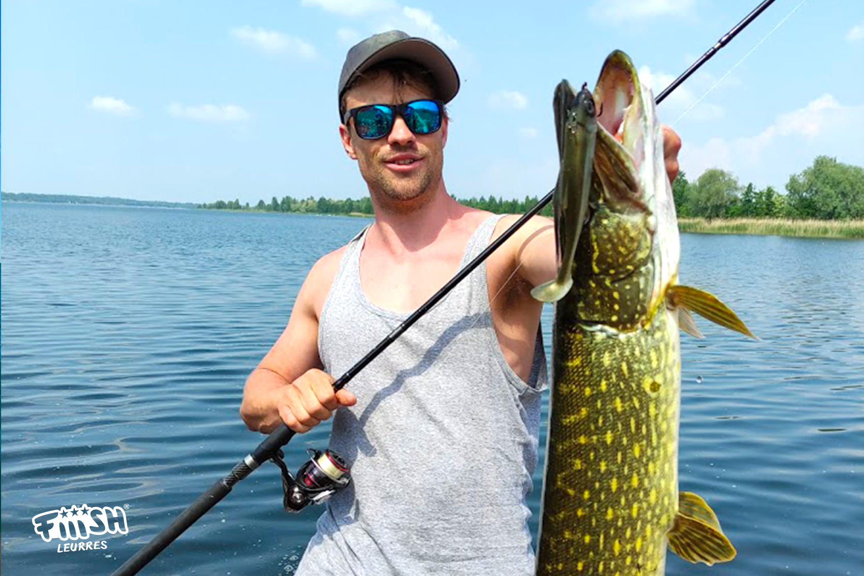 Shore Fishing With Spinner Baits For Northern Pike! 